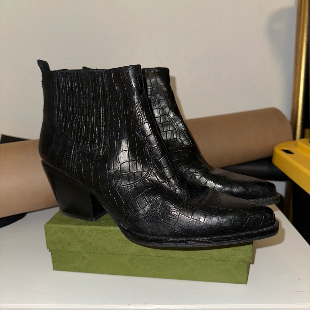 Sam Edelman:Winona Leather Western Boots Black